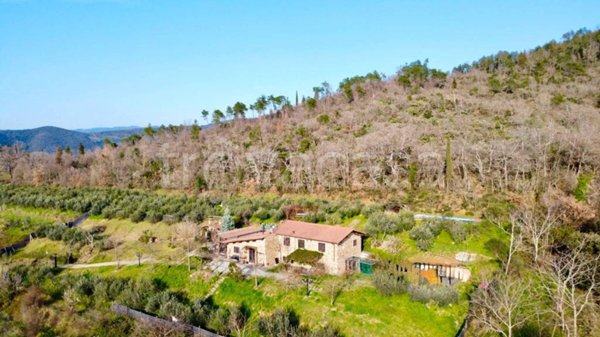 casa indipendente in vendita a Castiglion Fiorentino