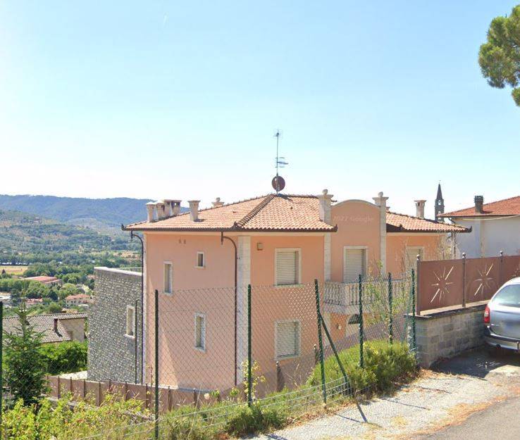 casa indipendente in vendita a Castiglion Fiorentino