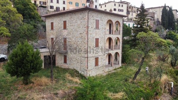 casa indipendente in vendita a Castiglion Fiorentino