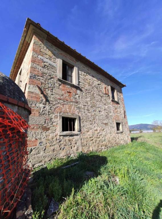 casa indipendente in vendita a Castiglion Fiorentino