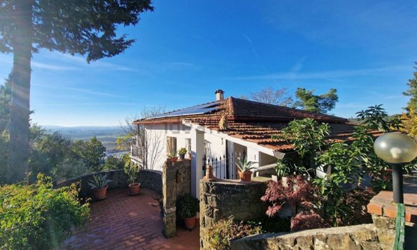 casa indipendente in vendita a Castiglion Fiorentino