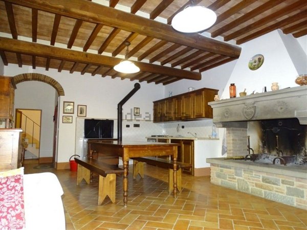 pentavano in vendita a Castiglion Fiorentino