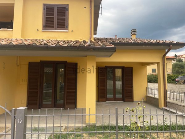 casa indipendente in vendita a Castiglion Fiorentino