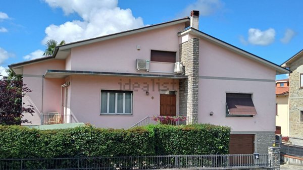 casa indipendente in vendita a Castiglion Fiorentino