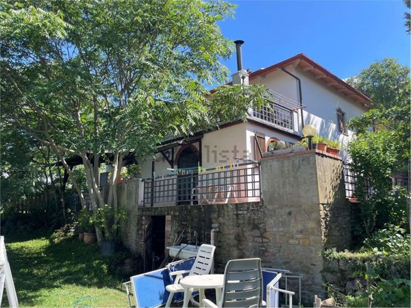 casa indipendente in vendita a Castiglion Fiorentino