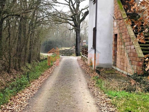 casa indipendente in vendita a Castiglion Fiorentino