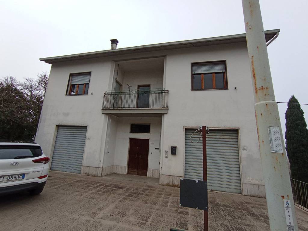 casa indipendente in vendita a Castiglion Fiorentino