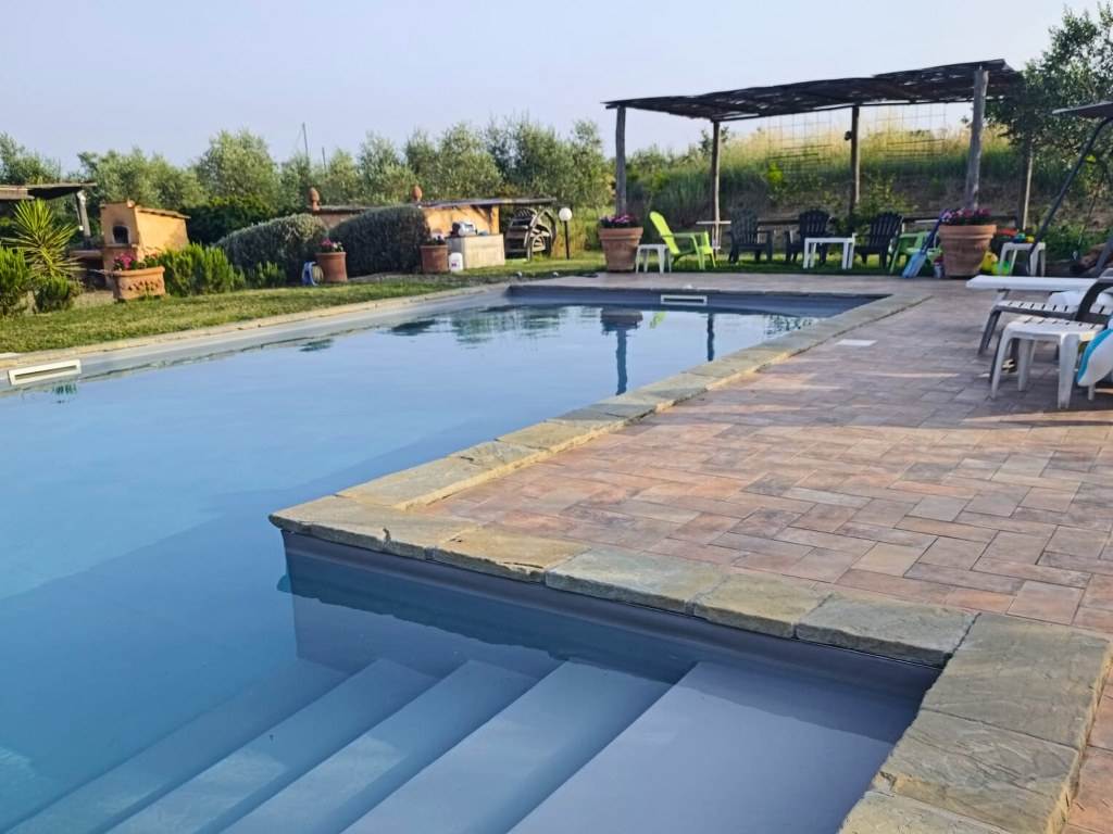 appartamento in vendita a Castiglion Fiorentino in zona Castroncello