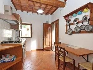 casa indipendente in vendita a Castiglion Fiorentino in zona Pergognano