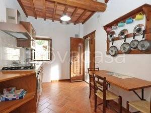 casa indipendente in vendita a Castiglion Fiorentino in zona Pergognano