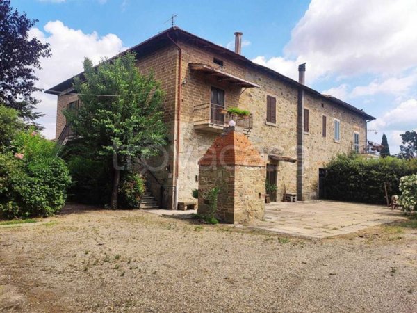 casa indipendente in vendita a Castiglion Fiorentino