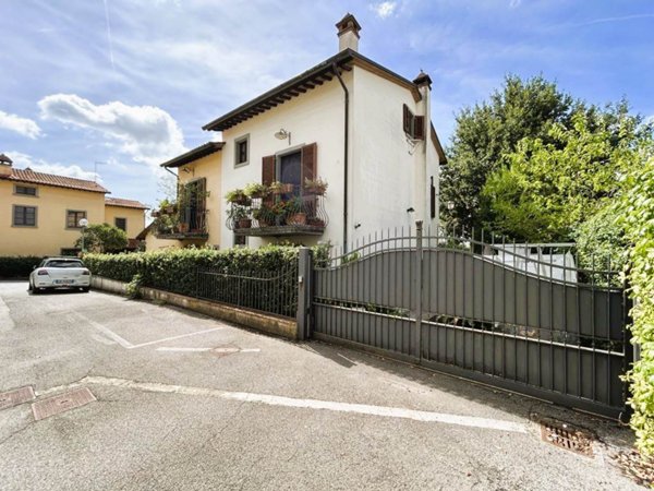 casa indipendente in vendita a Castiglion Fiorentino