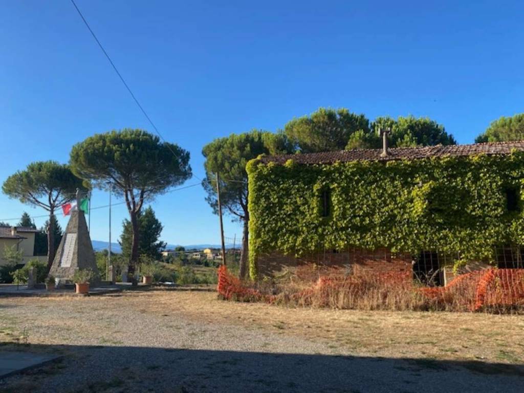 appartamento in vendita a Castiglion Fiorentino in zona Brolio