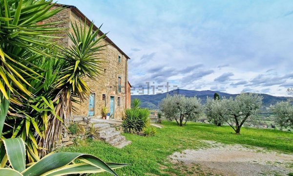 casale in vendita a Castiglion Fiorentino