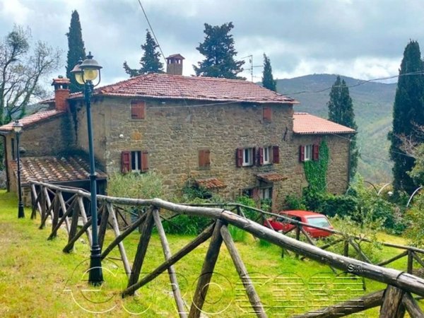 casa indipendente in vendita a Castiglion Fiorentino