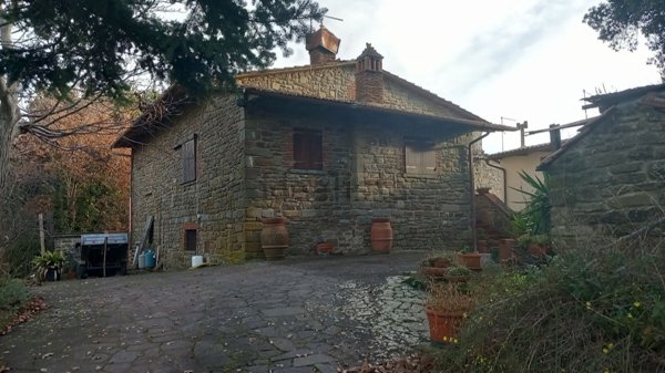 casa indipendente in vendita a Castiglion Fiorentino in zona Mammi