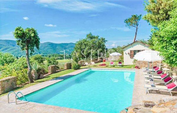 casa indipendente in vendita a Castiglion Fiorentino