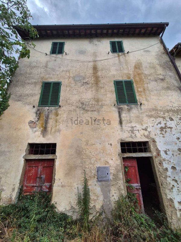 appartamento in vendita a Castiglion Fiorentino in zona Pergognano