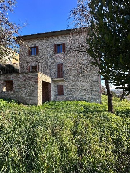 casa indipendente in vendita a Castiglion Fiorentino