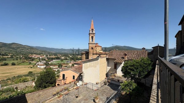 casa indipendente in vendita a Castiglion Fiorentino