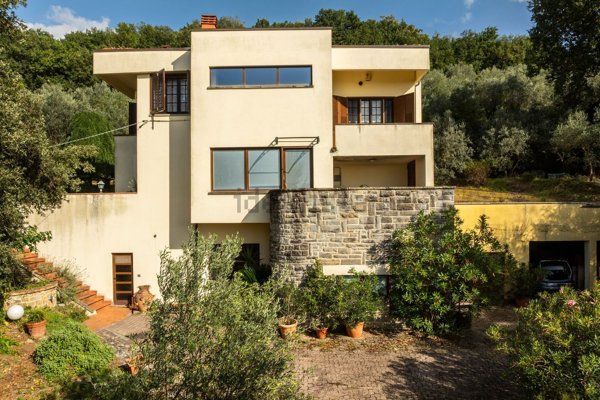 casa indipendente in vendita a Castiglion Fiorentino