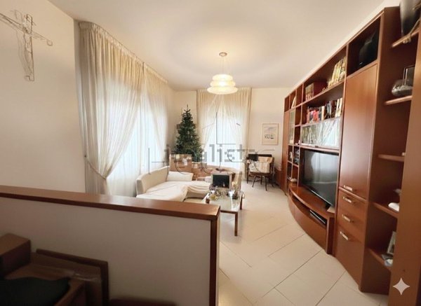 casa indipendente in vendita a Castiglion Fiorentino