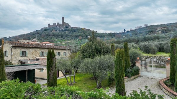 casa indipendente in vendita a Castiglion Fiorentino