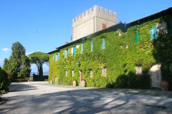 casa indipendente in vendita a Castiglion Fiorentino in zona Brolio