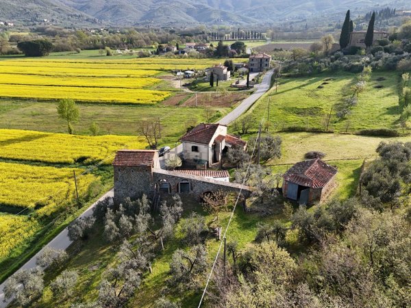 appartamento in vendita a Castiglion Fiorentino in zona Orzale