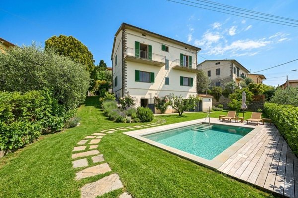 casa indipendente in vendita a Castiglion Fiorentino