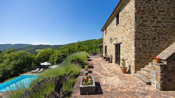 casa indipendente in vendita a Castiglion Fiorentino in zona Noceta