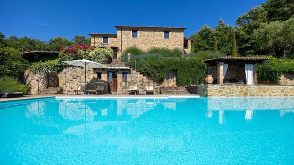 casa indipendente in vendita a Castiglion Fiorentino in zona Noceta