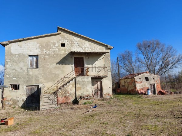 casa indipendente in vendita a Castiglion Fiorentino