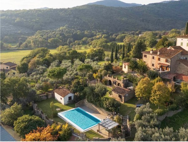 casa indipendente in vendita a Castiglion Fiorentino in zona Santa Cristina