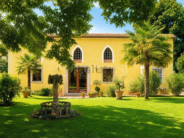 casa indipendente in vendita a Castiglion Fiorentino in zona Noceta