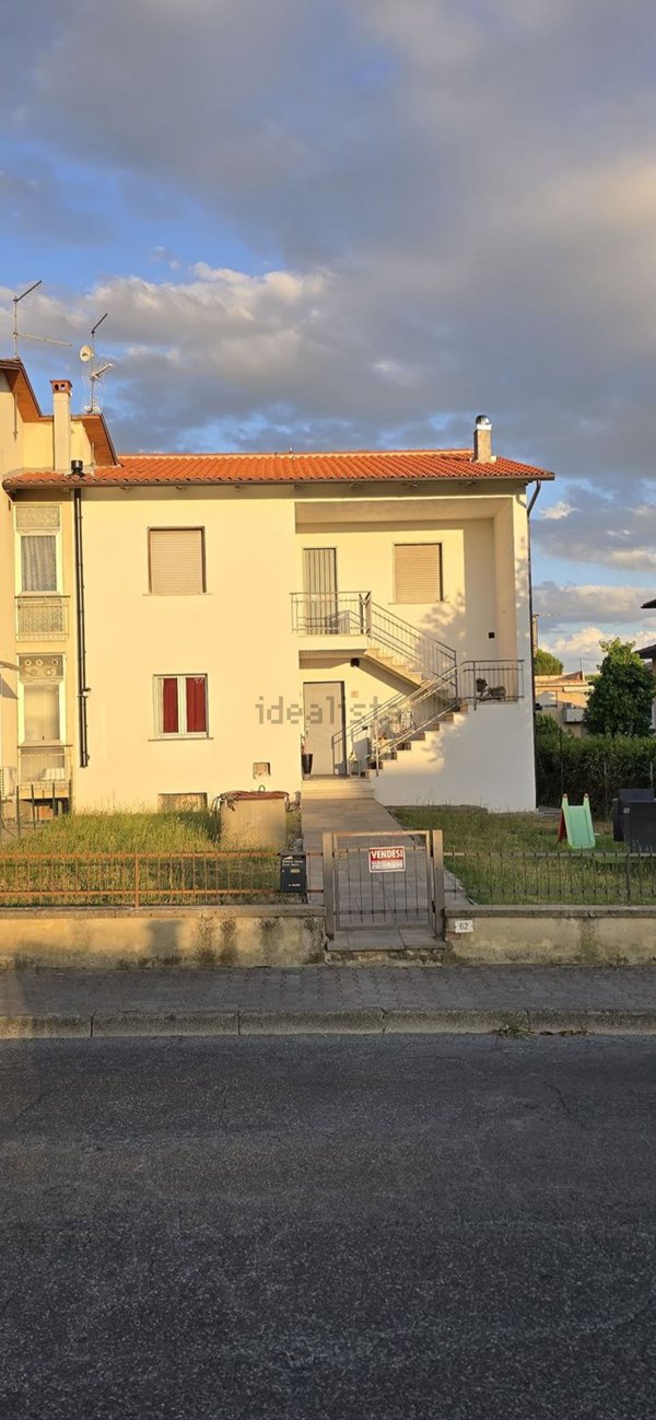 appartamento in vendita a Castiglion Fiorentino in zona Noceta