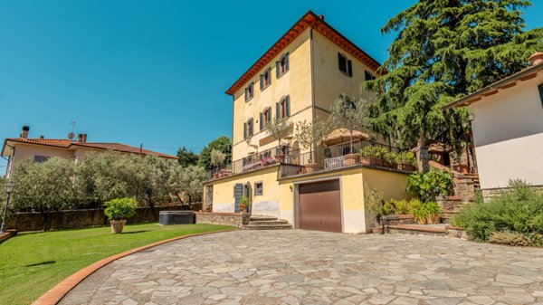 casa indipendente in vendita a Castiglion Fiorentino in zona Noceta