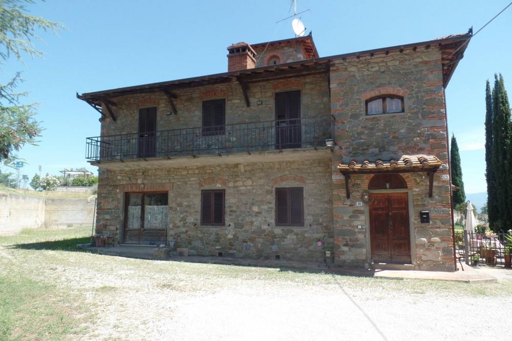 casa indipendente in vendita a Cavriglia