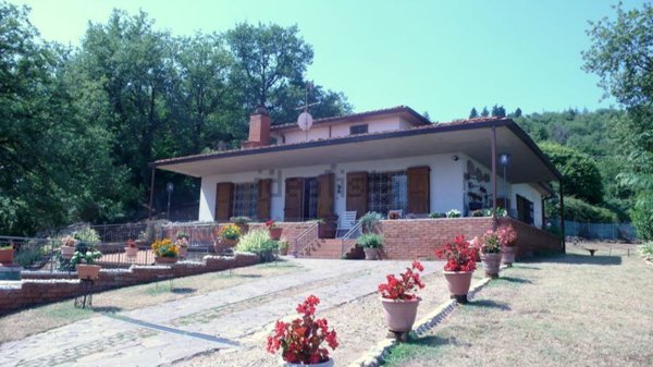 casa indipendente in vendita a Cavriglia