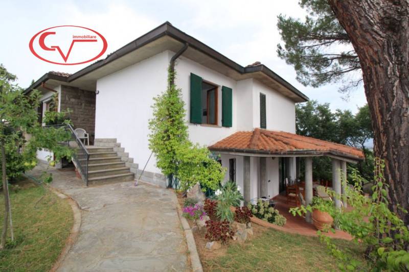 casa indipendente in vendita a Cavriglia
