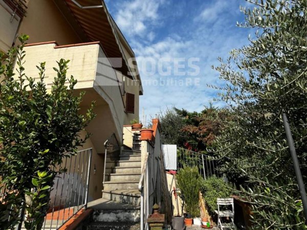 appartamento in vendita a Cavriglia in zona Meleto