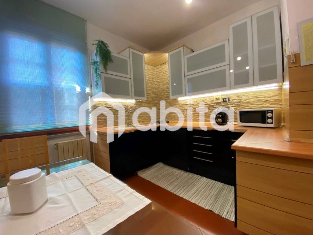 casa indipendente in vendita a Cavriglia