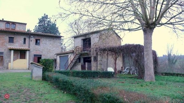 casale in vendita a Cavriglia