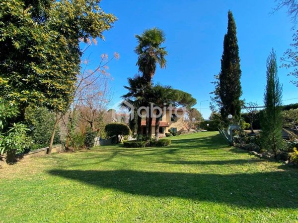 casa indipendente in vendita a Cavriglia