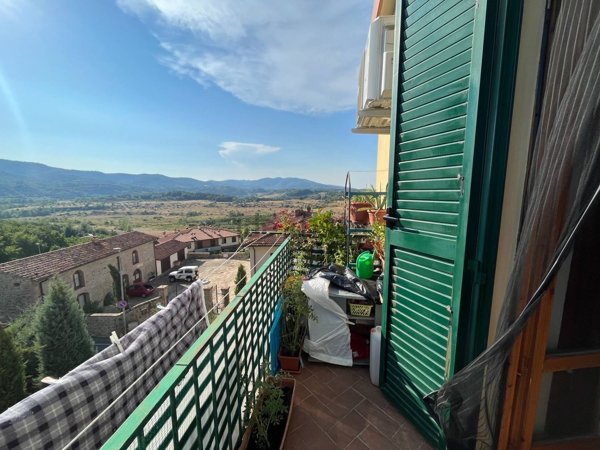 appartamento in vendita a Cavriglia in zona Meleto