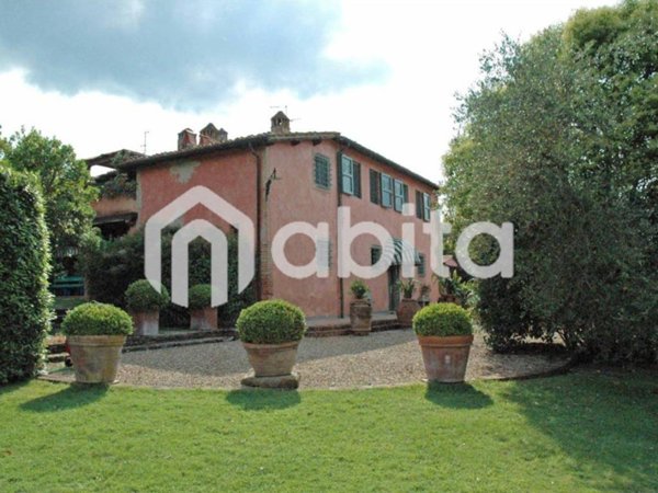 casa indipendente in vendita a Cavriglia