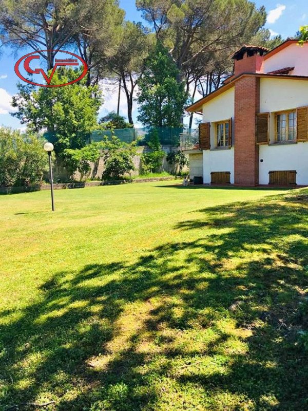 casa indipendente in vendita a Cavriglia