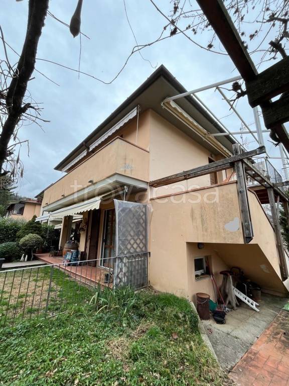 appartamento in vendita a Cavriglia in zona Castelnuovo dei Sabbioni