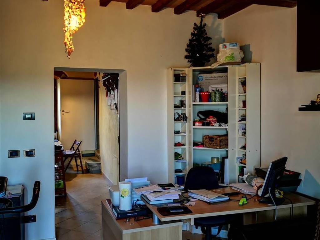 appartamento in vendita a Cavriglia in zona Meleto