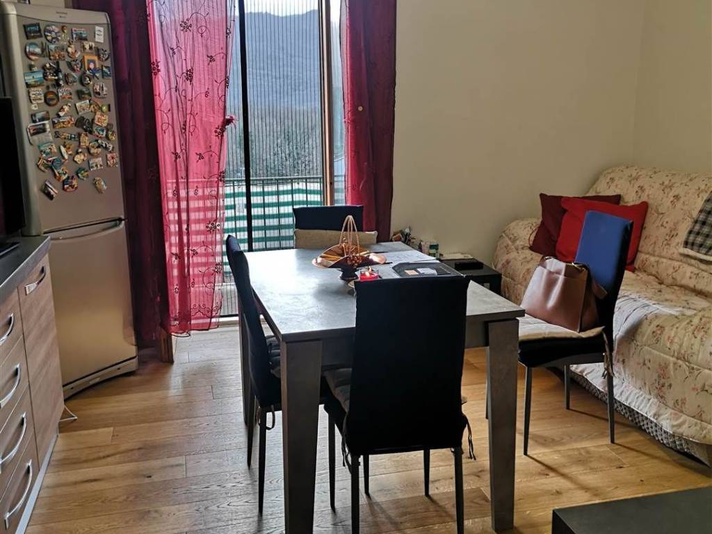 appartamento in vendita a Cavriglia in zona Santa Barbara